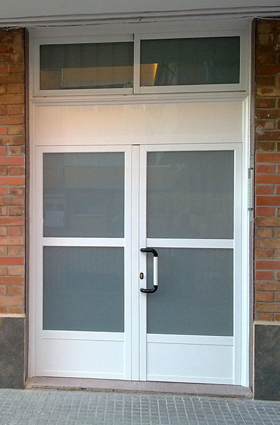 Aluminios Garcilaso | Productos - Puertas de entrada de aluminio y